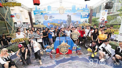 的坚持与不 的坚持与不