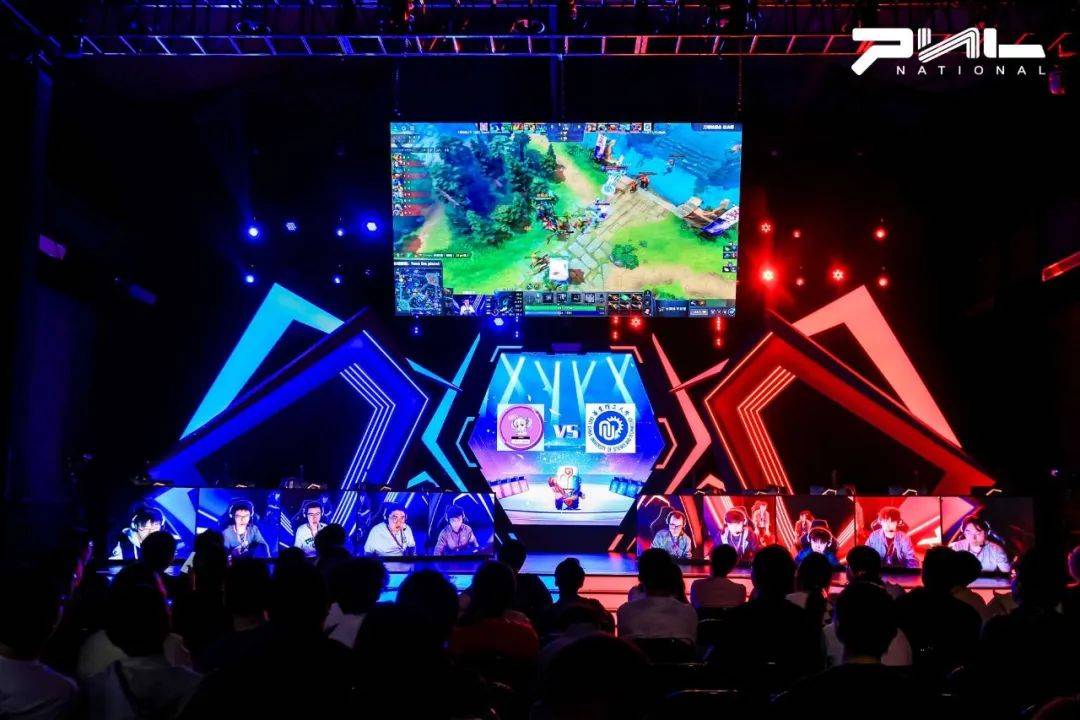 而哈默德在 而哈默德在